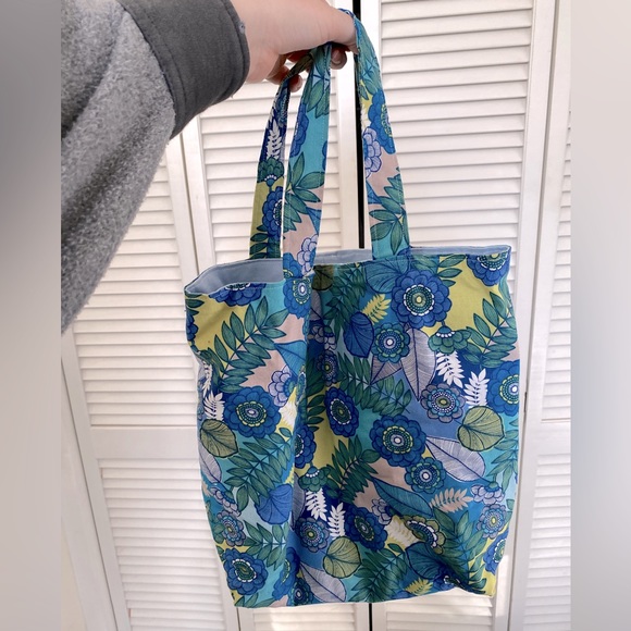 Handmade Floral Tote Bag Purse - Picture 2 of 4